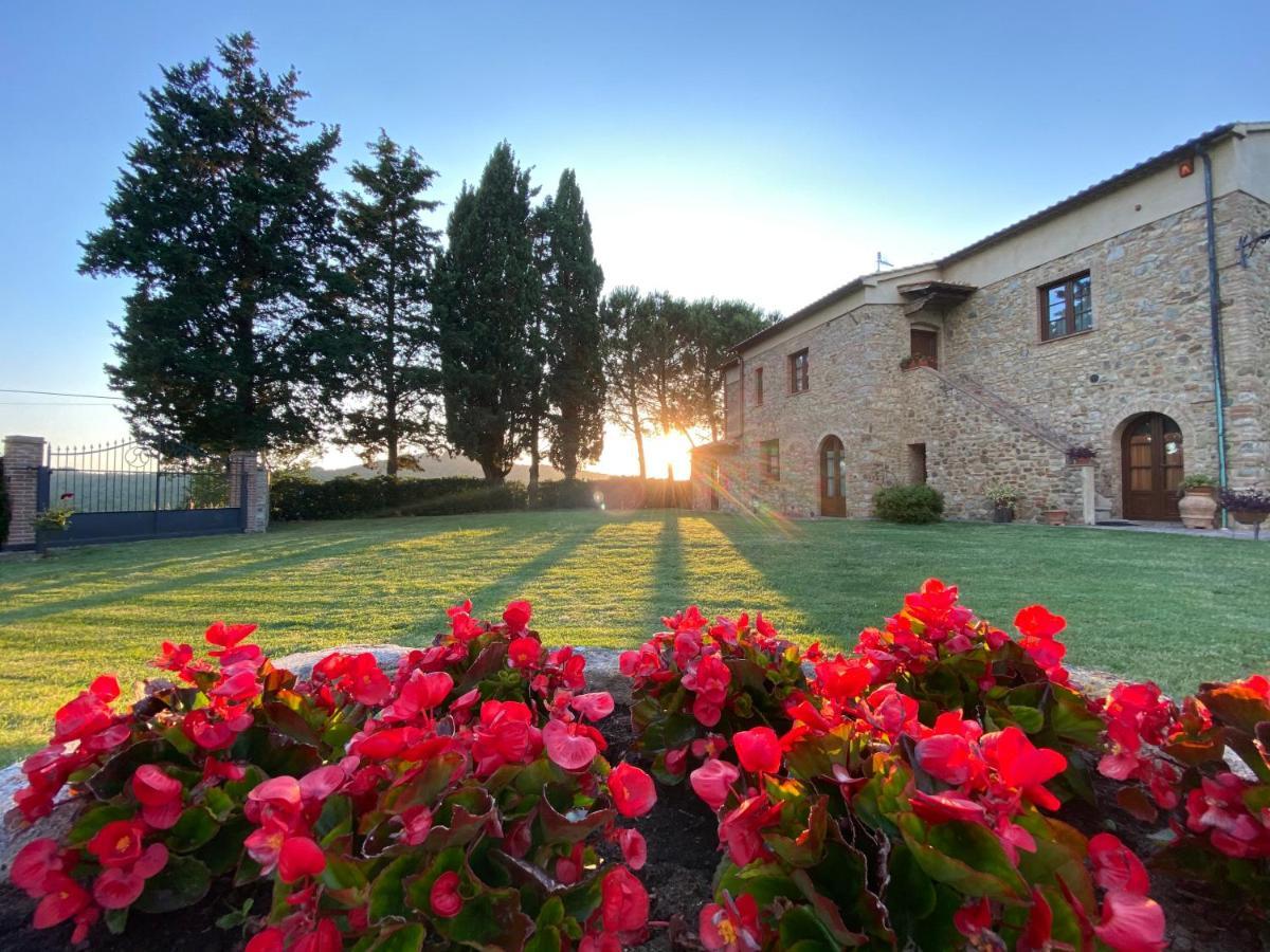 Agriturismo L'Antica Quercia Pomarance Buitenkant foto