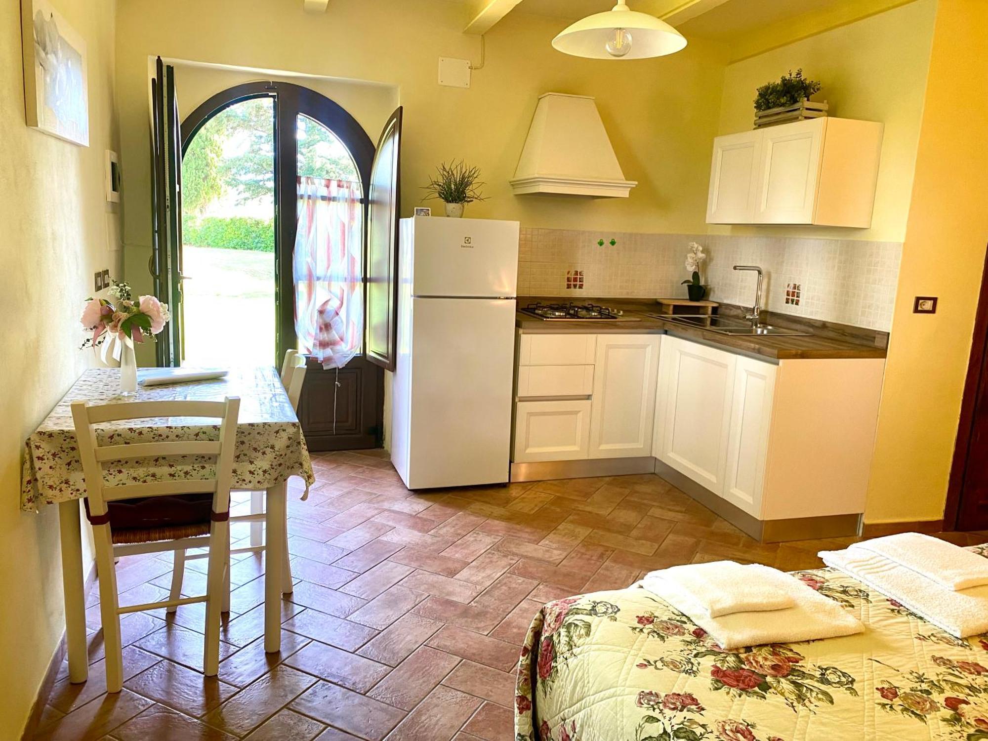 Agriturismo L'Antica Quercia Pomarance Kamer foto