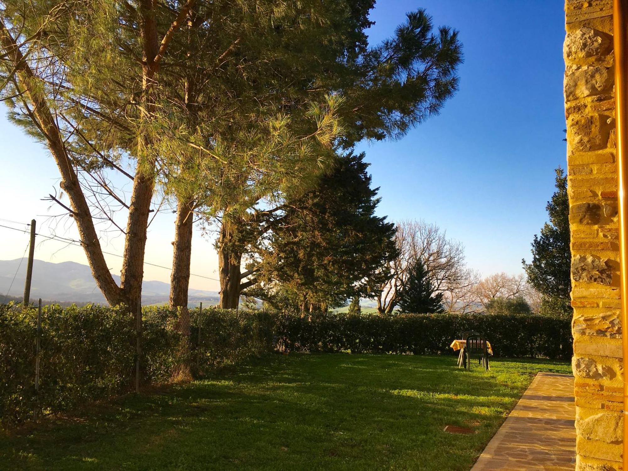 Agriturismo L'Antica Quercia Pomarance Buitenkant foto